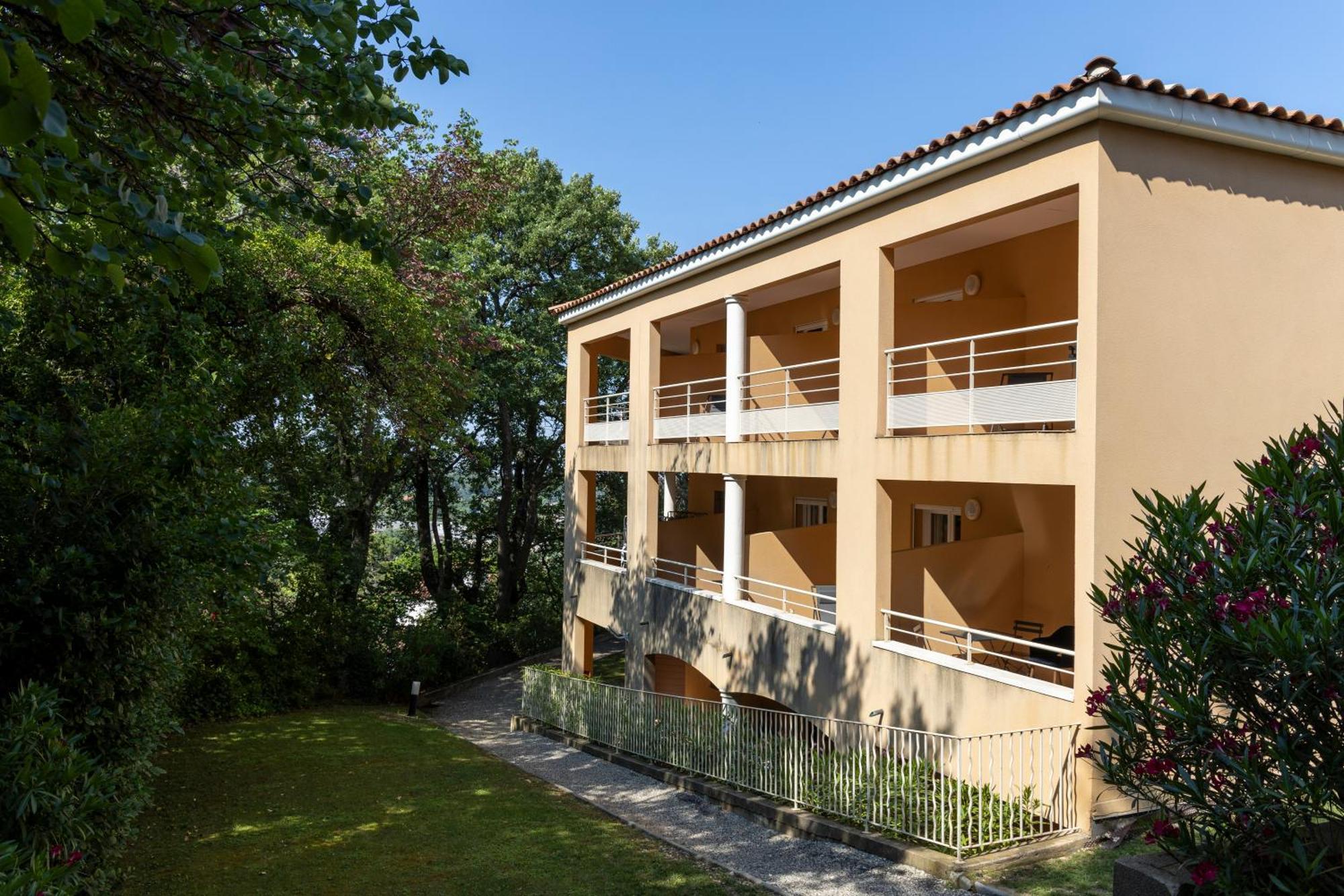 The Originals City, Hotel Cote Sud, Marseille Est Allauch Exteriör bild