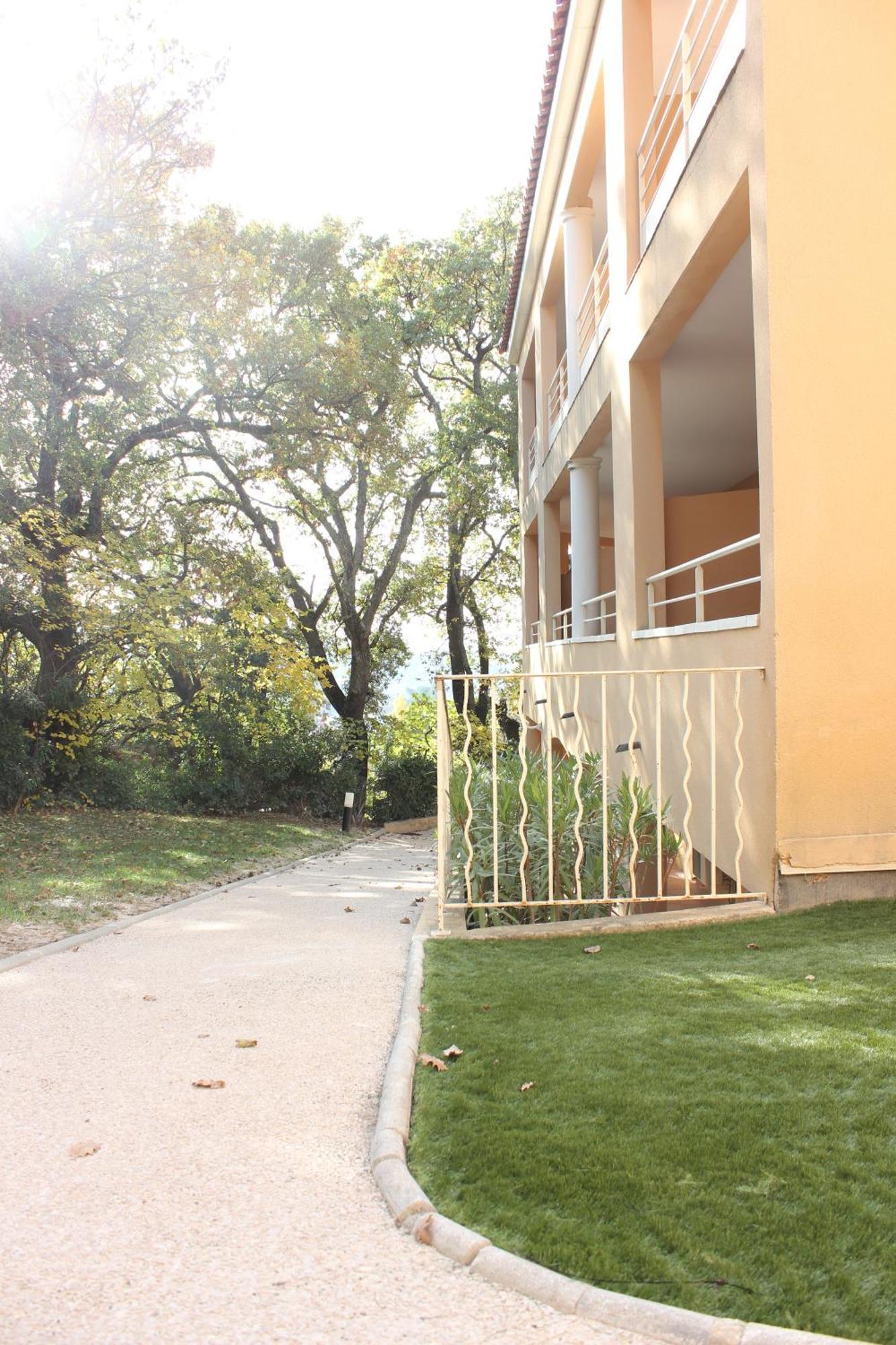 The Originals City, Hotel Cote Sud, Marseille Est Allauch Exteriör bild